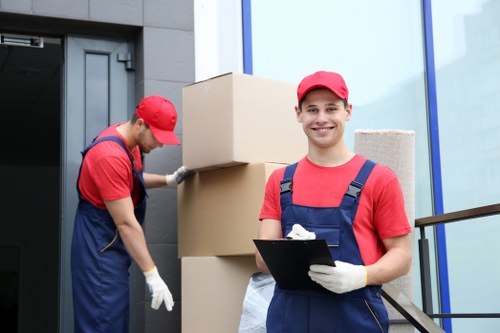 Local moving support for homes and small businesses in Sladegreen
