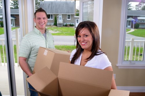 Self storage units in Sladegreen for household and business use